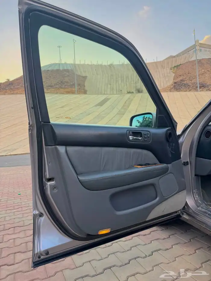 لكزس سعودي Ls 400 ( مباع ) 33