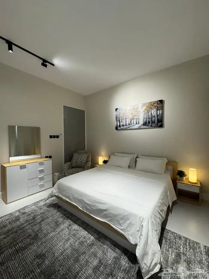 شقق مفروشة فندقية فاخرة للعوائل مروج الأمير 1