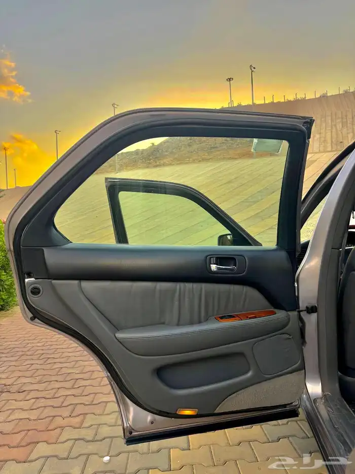 لكزس سعودي Ls 400 ( مباع ) 40