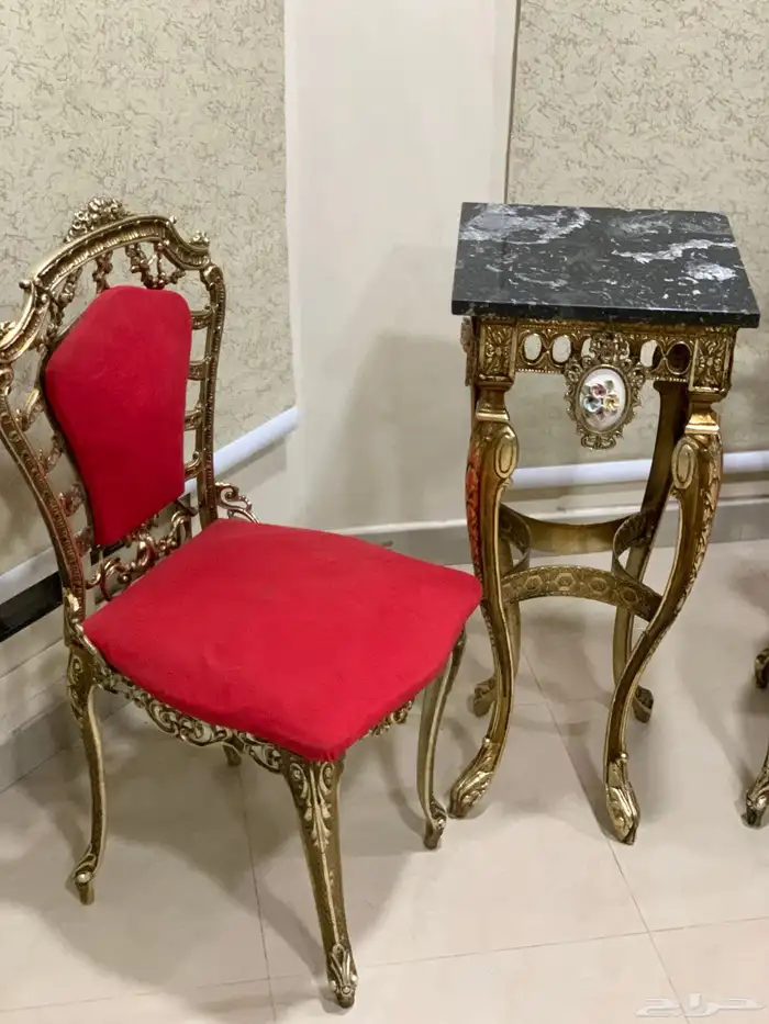 كراسي مع طاولة انتيكه 12