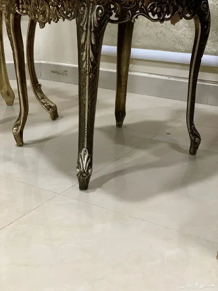 كراسي مع طاولة انتيكه 7