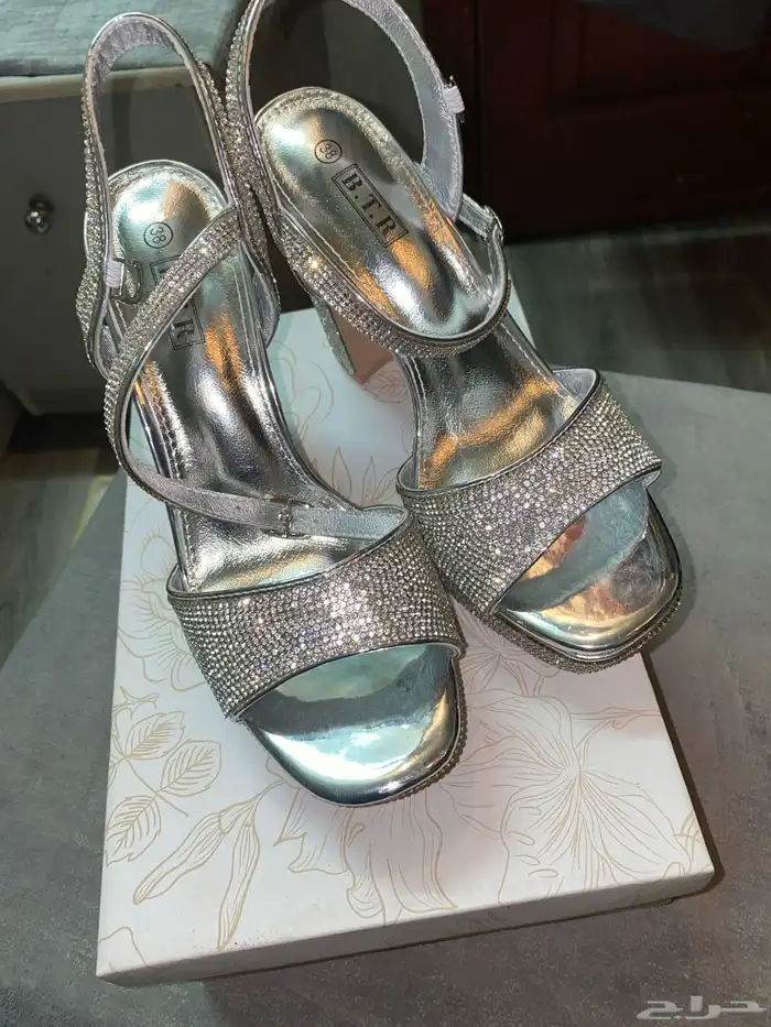 كعب للعروسه وتاجين جدد 1