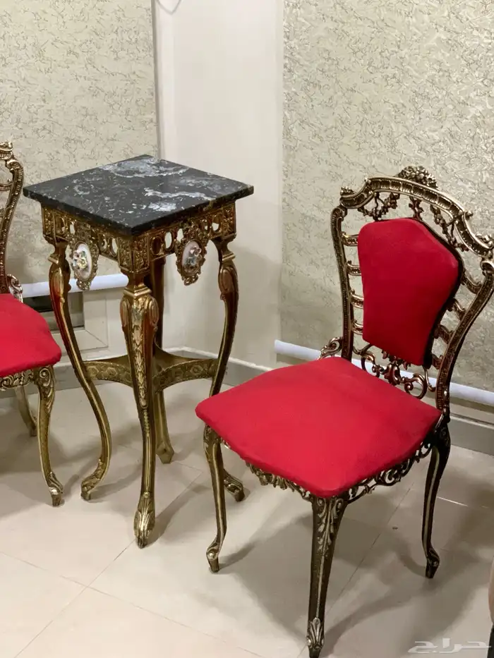 كراسي مع طاولة انتيكه 10