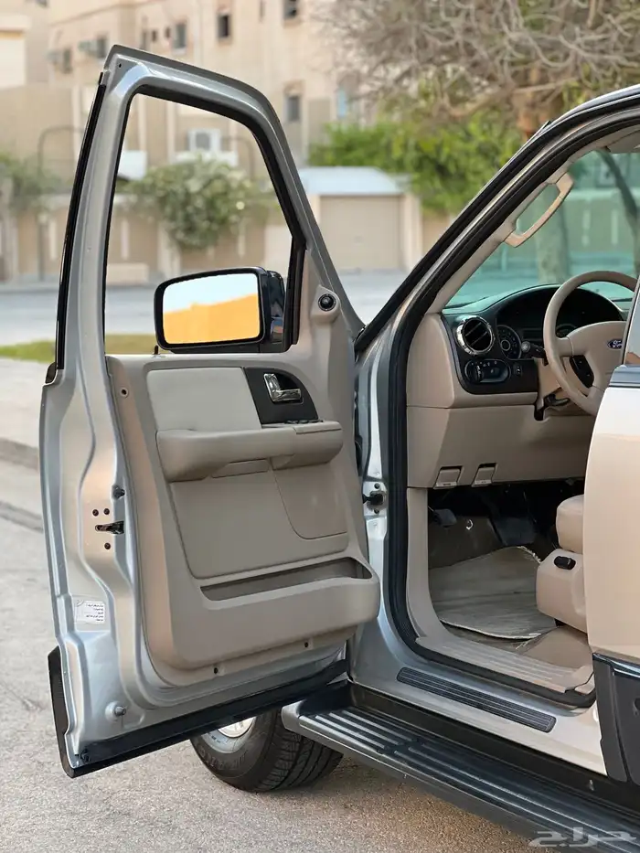 (( مباع))اكسبدشن 2006 مخزن ممشى 98 الف 45