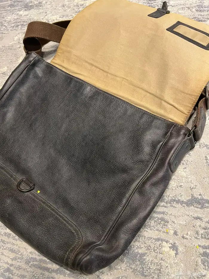 شنطة بنانا ريبابلك رجالية Banana Republic Bag 1