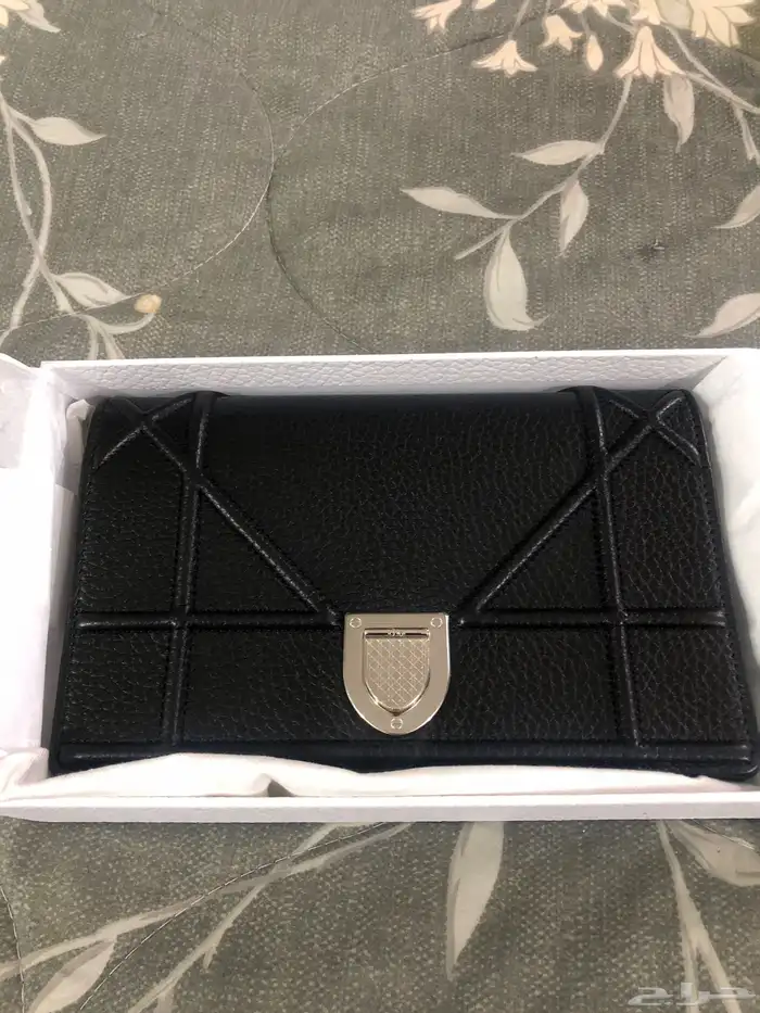 شنط اصلية 100 100 0