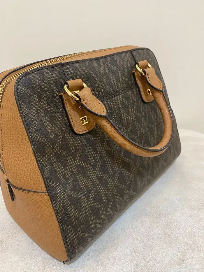 شنطة مايكل كورس الاصليه 1