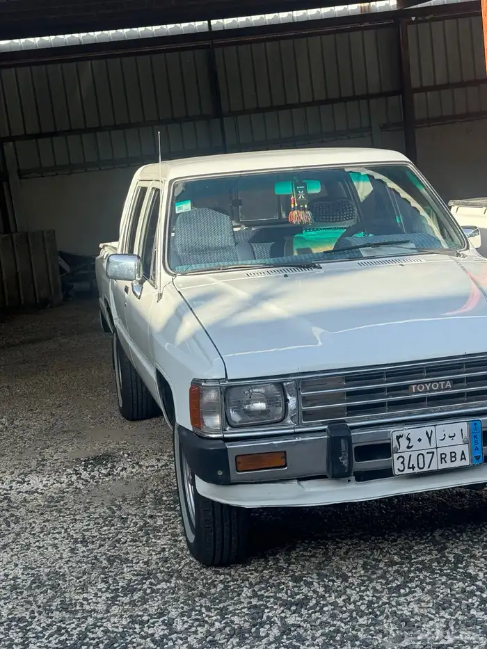 هايلكس 84 8
