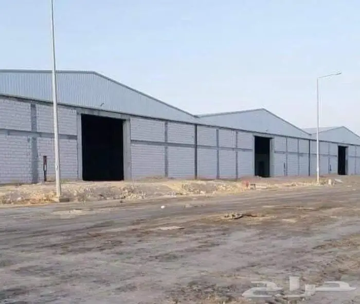 بناء هناقر مستودعات 1