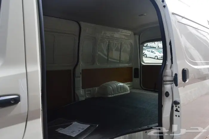 تويوتا باص هايس 2025 ديزل سقف مرتفع قير عادي 10