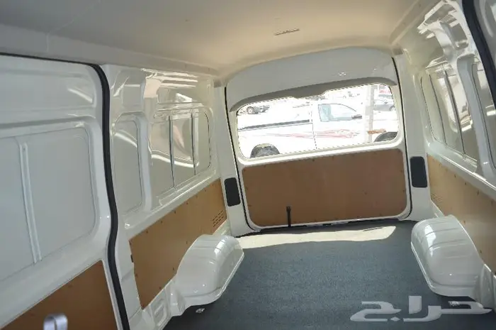 تويوتا باص هايس 2025 ديزل سقف مرتفع قير عادي 12