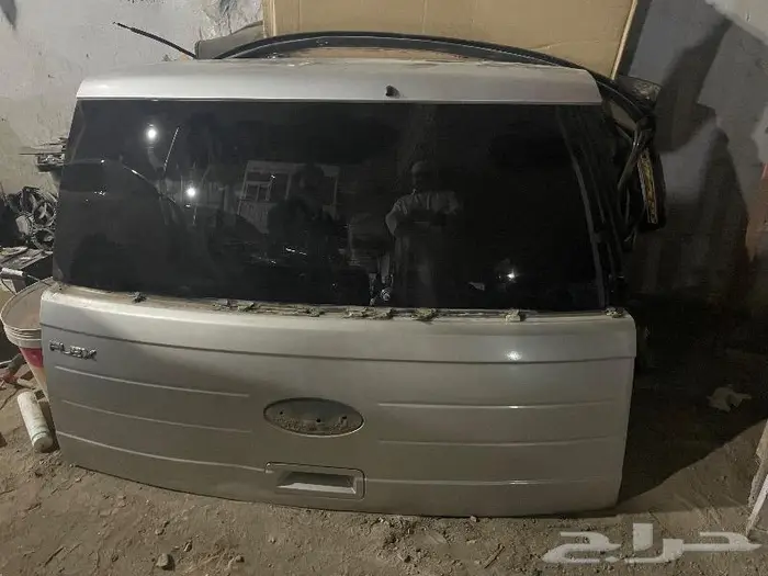 باب شنطة فورد فلكس 1