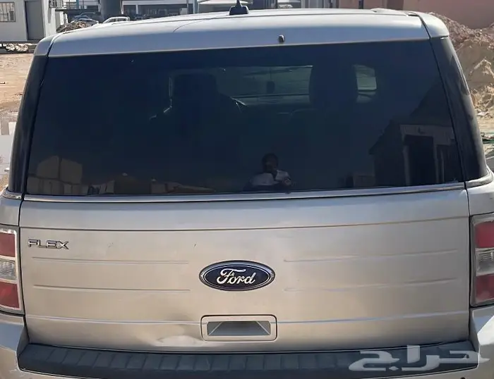 باب شنطة فورد فلكس 0