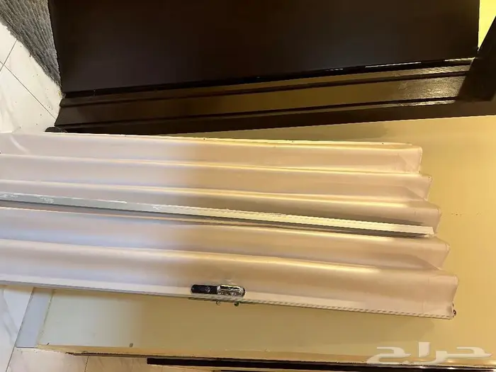 للبيع مجموعة اغراض ( باب-ماطور هواء-دينمو) 0