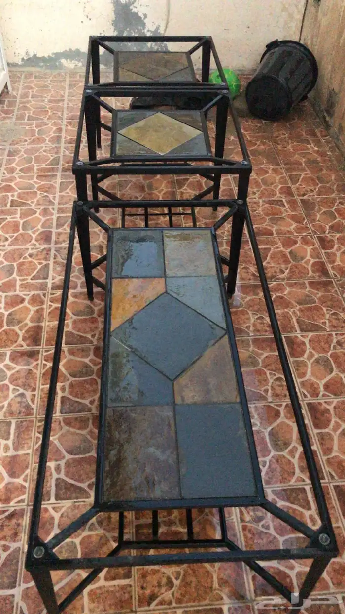 طاولات خارجية 3