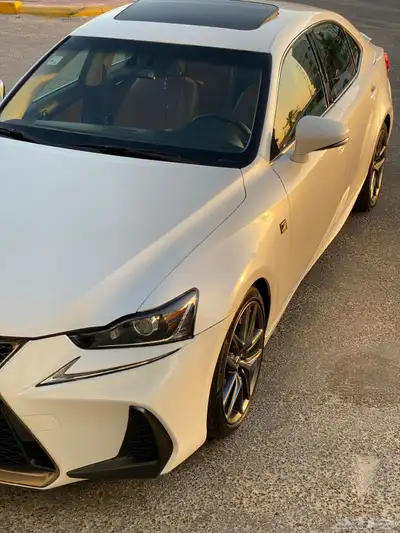 للبيع لكزس is350 20