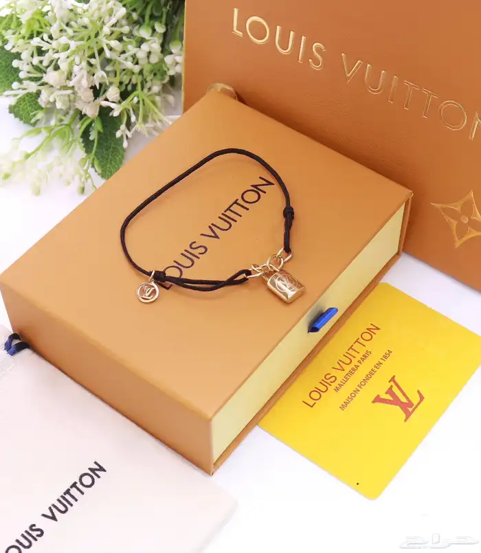 اساور نسائية و رجاليه ماركات مع الملحقات 8