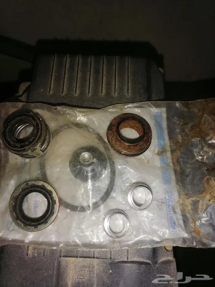 قطع غيار نيسان سيارة رياضيه وارد اليبان 93