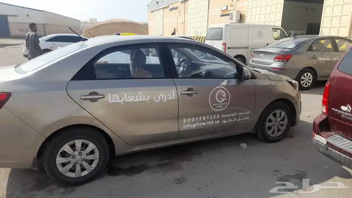 طباعة و تركيب ستيكر سيارات 5