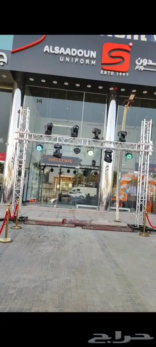 بوابات افتتاح المحلات جميع انواع الاضاءات 2