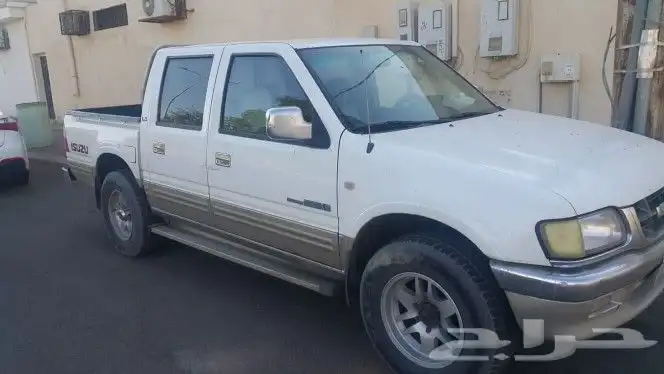 ايسوزو 2002 دبل - مجهز للرحلات 12