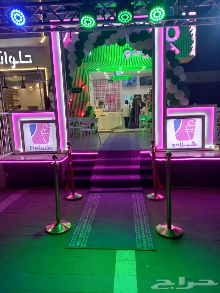 تركيب لوحات احرف زنكور مضيئة -وتركيب لوحات تركيب كلادنج 1