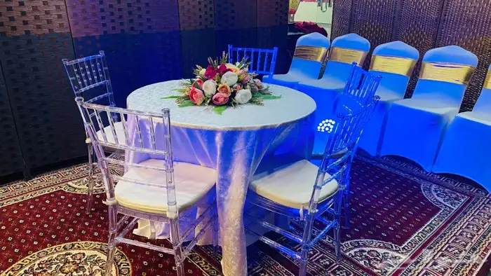 تأجيركراسي طاولات فرشات لموسم حج _ تأجير لوازم الأفراح 5