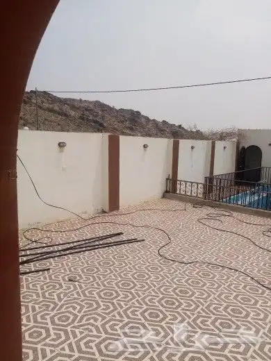 تركيب كاميرات المراقبة الأمنية واجهزة الصوتيات وشبكات الإنتر 1
