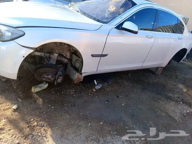 قطع بي ام دبليو الفئه السابعه 25