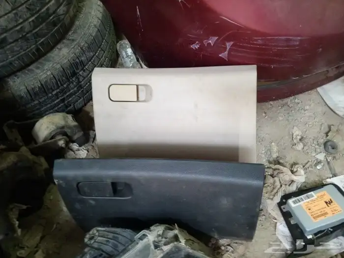 قطع غيار جيلي 8 موديل 2015 3