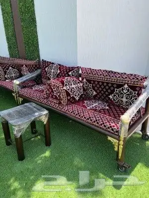 توجد لدينا كراسي حديد مع الكفرات وبدون كفرات مع الفرش 0