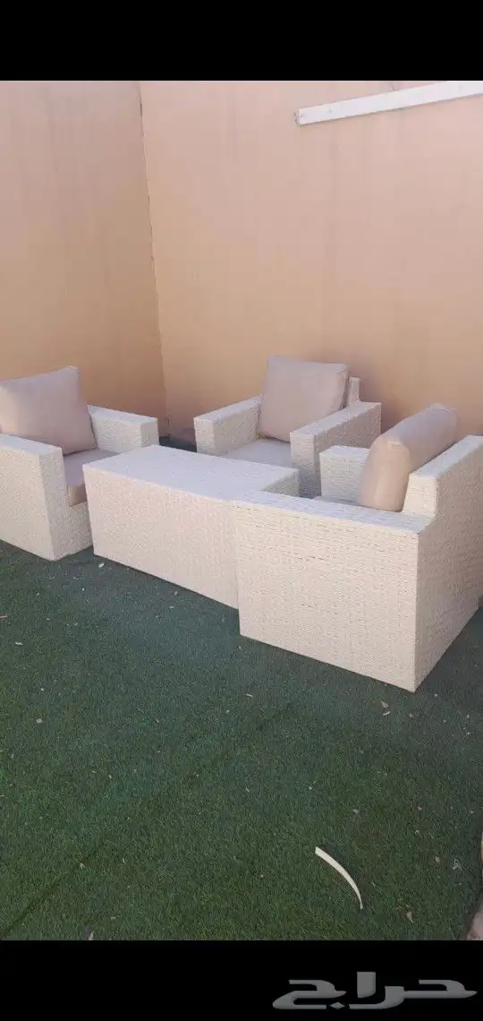 جلسات مخفضة وخيام بسعر 999 ريال فقط ومراجيح 0