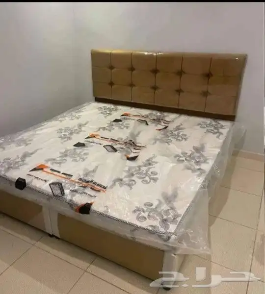Double Beds with mattresses and without mattresses 4