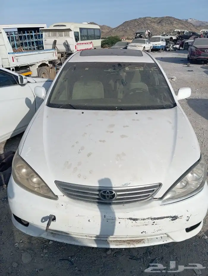 قطع غيار تويوتا كامري 2005 5