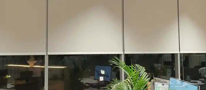 ستائر رول ستاير بلاك اوت 11