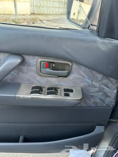 لاندكروزر 1996 قمة في النظافة تم البيع تم البيع 32