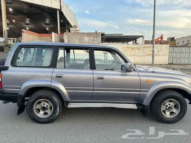 لاندكروزر 1996 قمة في النظافة تم البيع تم البيع 8