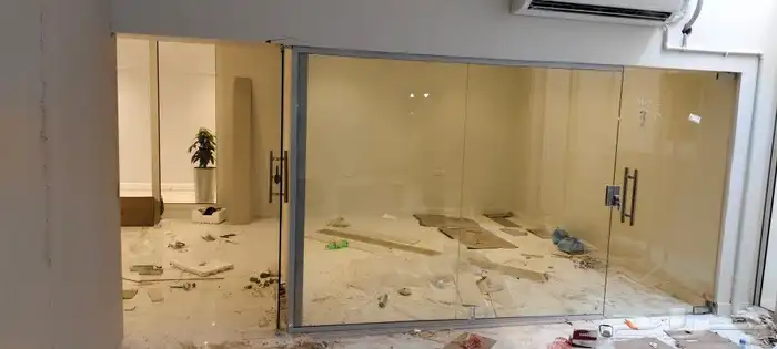 زجاج سكريت 0