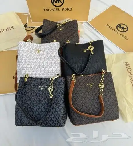 شنط وشوزات جمله وتجزئة أحزمة 38