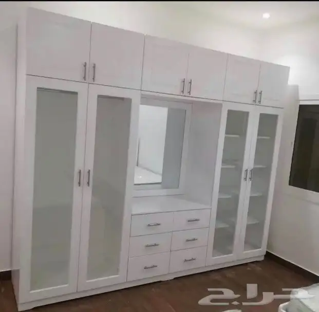 نجار تركيب دواليب ومكاتب وكراسي 0