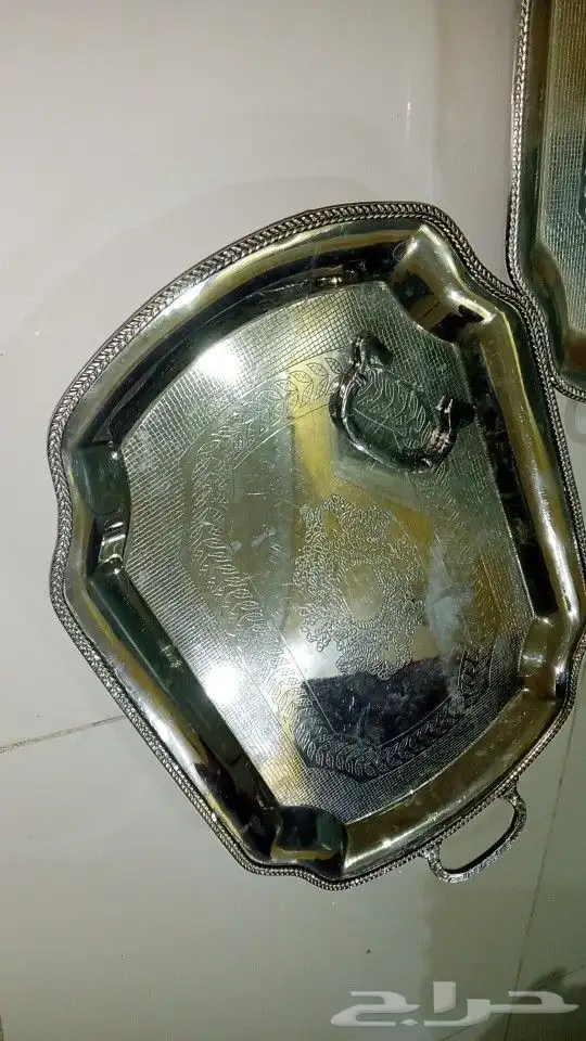 صواني مطلية فضة 0