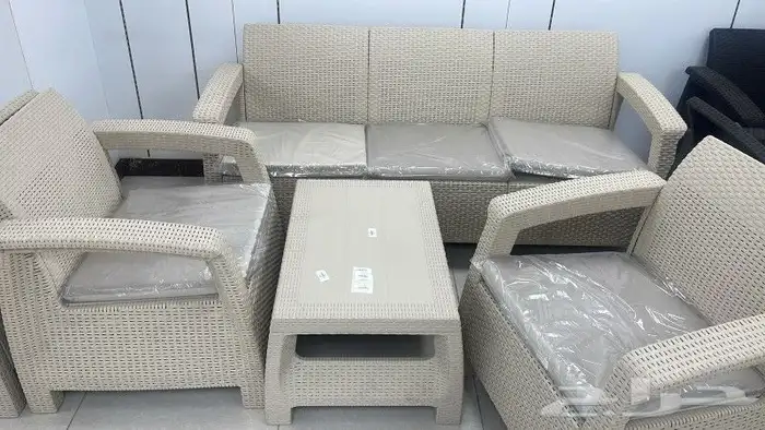 مفروشات واثاث 1