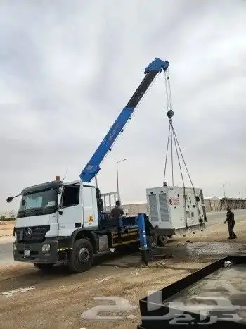 إيجار رافعات شوكيه وكرينات جميع الاحجام إيجار شهري أسبوعي يو 5