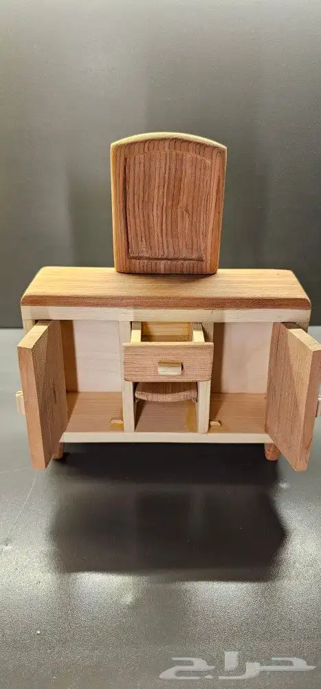 مجسم ماكيت غرفه سفره خشبيه 2