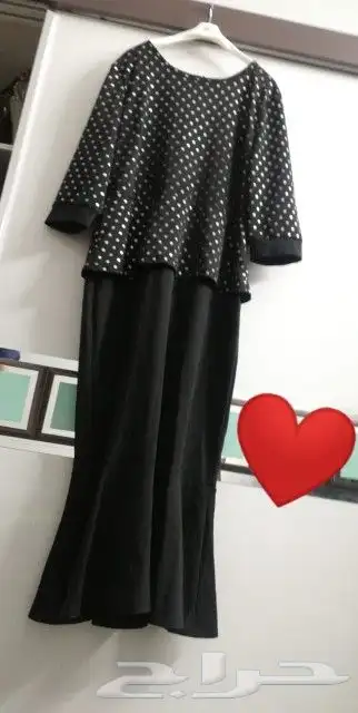 فساتين للبيع على السوم 0
