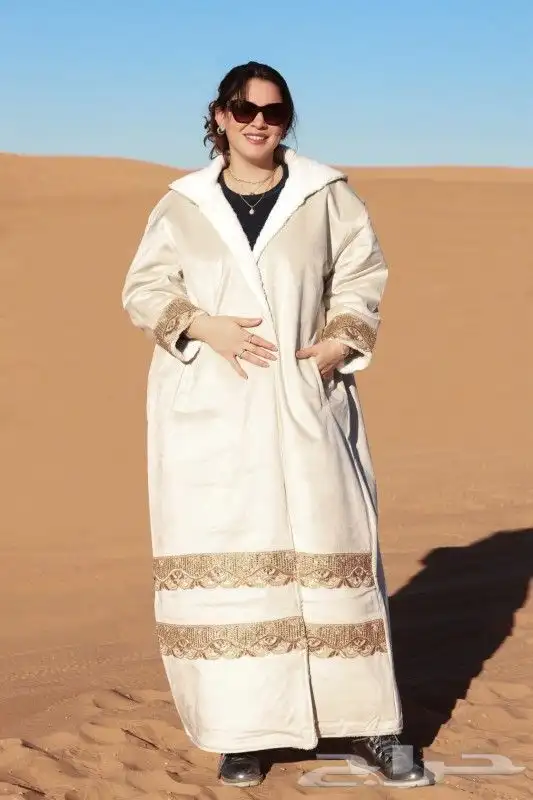 فروات شتوي نسائي ملكي 12