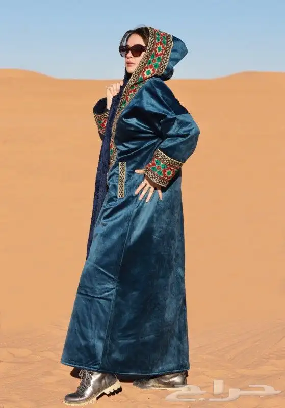 فروات شتوي نسائي ملكي 48