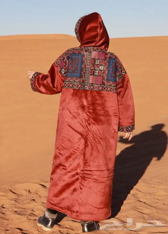 فروات شتوي نسائي ملكي 44