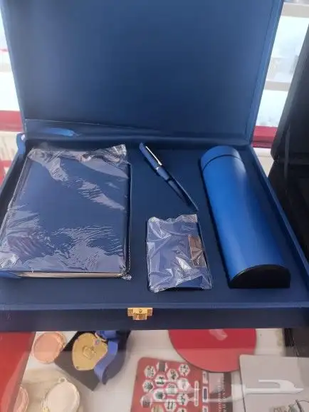 تنفيذ جميع كافة المطبوعات. 1