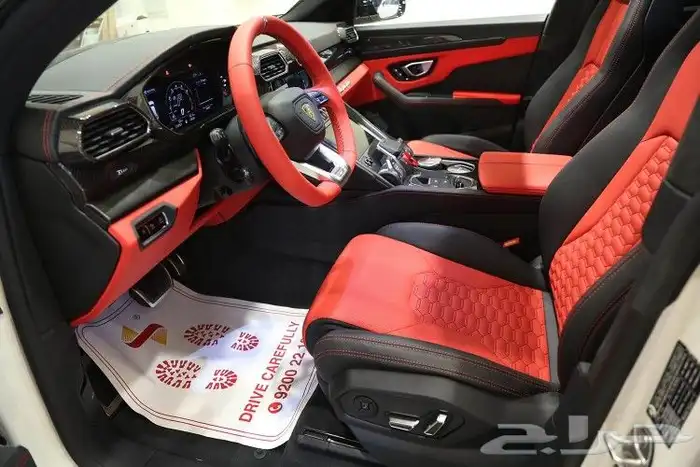 لامبورجيني اوروس SUV 2022 الحق العرض 4